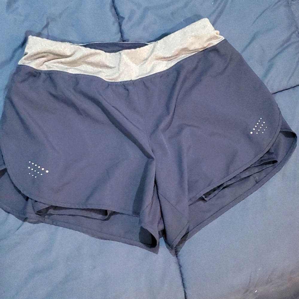 Avia S lined athletic shorts